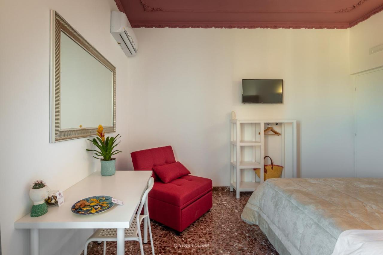 Bella Vista Rooms Noto Exterior photo